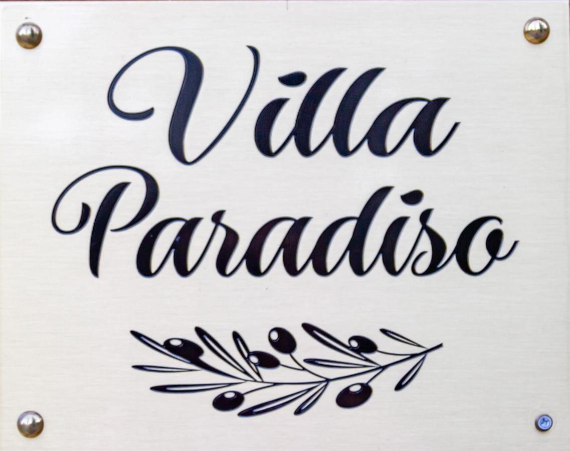 Villa Paradiso Apartment Сирмионе Екстериор снимка