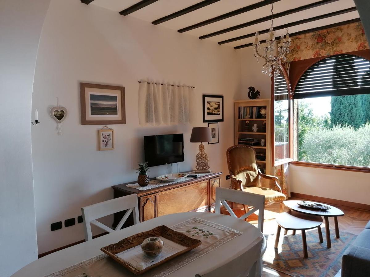 Villa Paradiso Apartment Сирмионе Екстериор снимка
