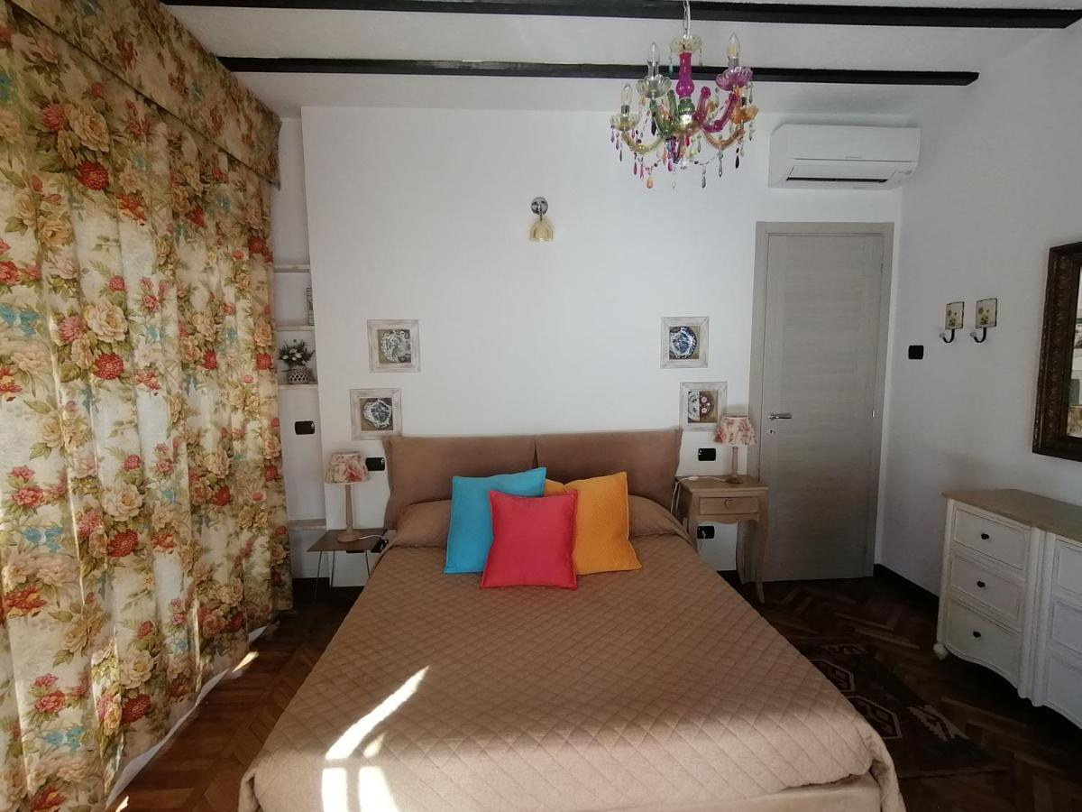 Villa Paradiso Apartment Сирмионе Екстериор снимка